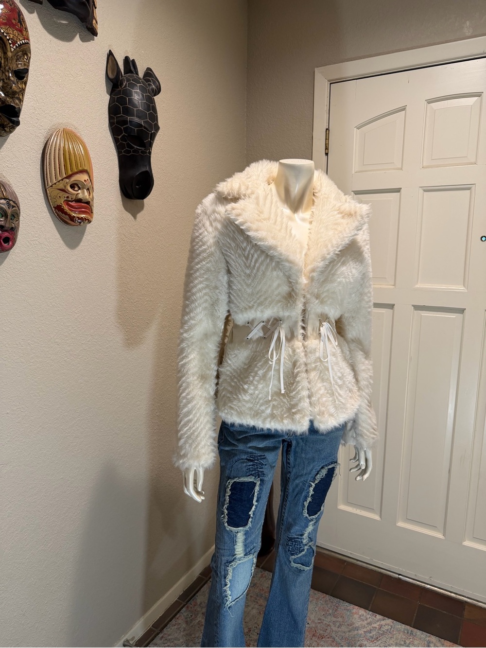 Y2K VS Women's Cream Faux-Fur Drawstring Jacket